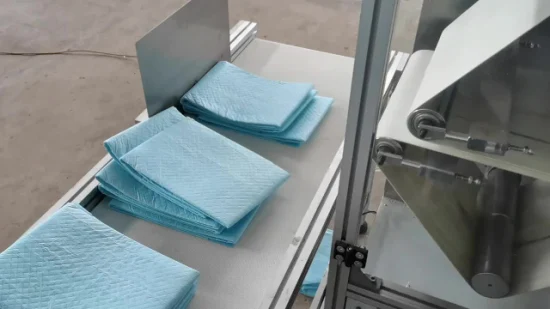 Máquina para fabricação de absorventes descartáveis